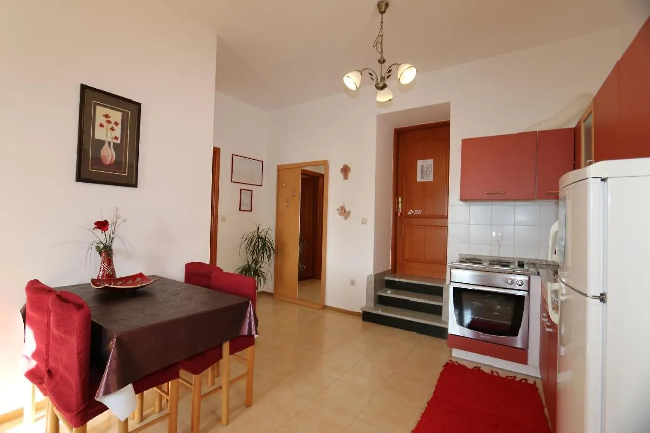 Apartment Apartmani Dani 1 Malinska Croatia